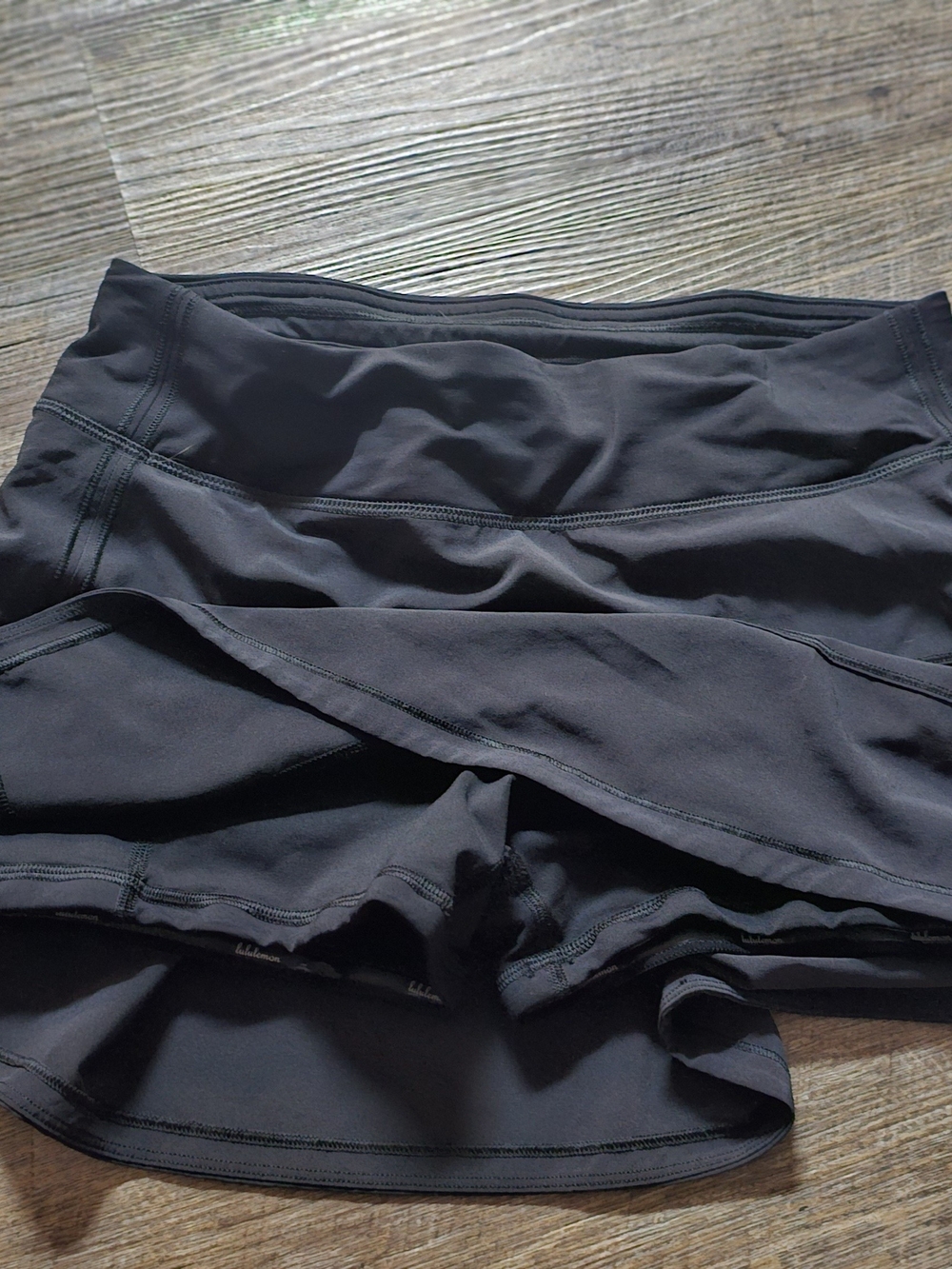 lululemon black athletic skort with built-in shorts